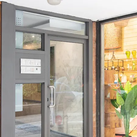 Capsula - Downtown #skgbnb Soluň